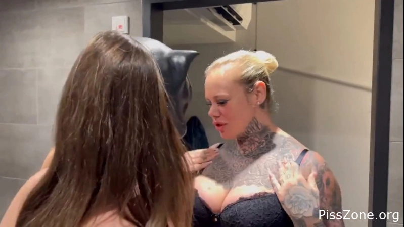 Dirty Need 3 Piss Weiber One Slave Steffiblond, (MPEG-4/2025) 60.8 MB, shy pee