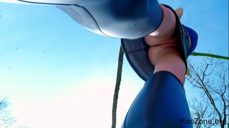 Ffezine - Upskirt, Pee In Hunter Wellies…Kinky Pee
