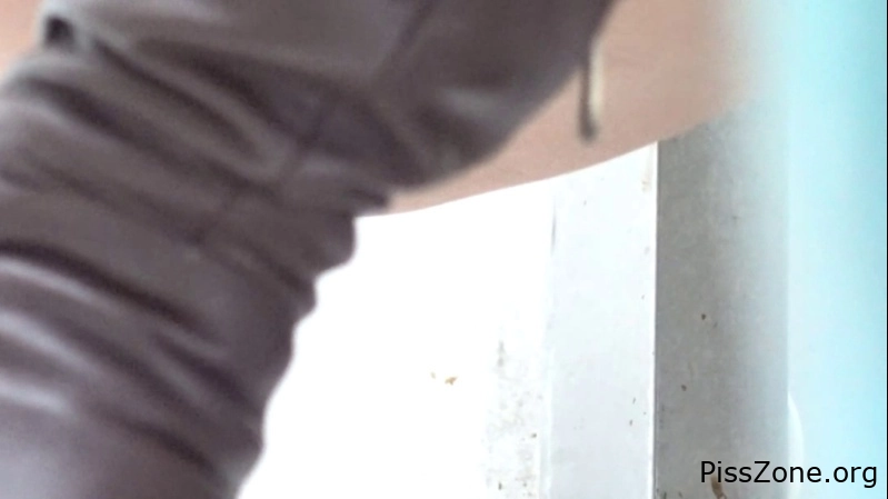 Girl Who Can’t Hold Voyeur Toilet, (MPEG-4/2025) 513 MB, pee drive joy