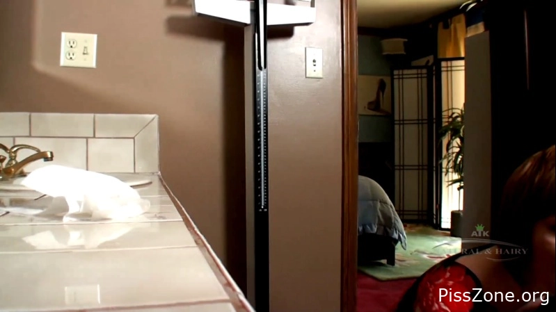 Leaking in Real Time Masturbating And Peeing Doggystyle Createweirdstories Opalnova, (MPEG-4/2025) 242 MB, pee event