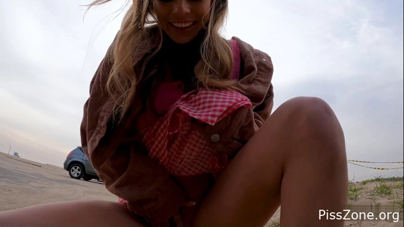 Pee Seduction Pee Public On Sandy Beach Summer Vixen, (MPEG-4/2025) 64.1 MB, pee mood