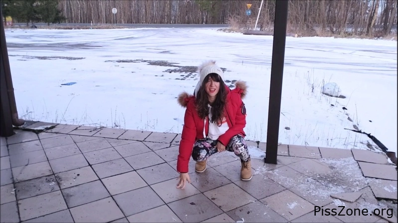 Bladder Gone Wild Polish Wife She Pee Everywhere Red Mystery Isabel, (MPEG-4/2025) 284 MB, piss toy