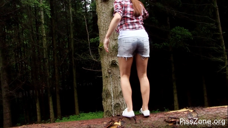 Wet Girl Vibe Fun In The Forest Morgan, (MPEG-4/2025) 523 MB, hot urine