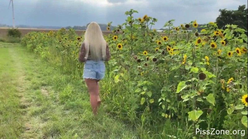 Wet Legs Show Best Of Piss Total 12 Never Seen Pissclips From! Devil-Sophie, (MPEG-4/2025) 379 MB, bliss pee