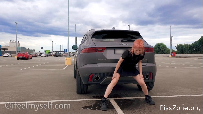 Fetish Girl Leaks Pee Break 0156 Lucy P, (MPEG-4/2025) 31.4 MB, yellow pee