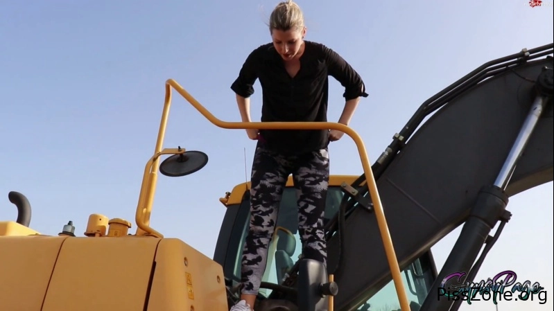 Pee Tease Clip - Watersports Watermarked 2025, Breathplay, gold shimmer