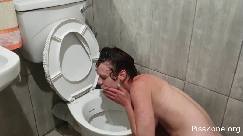 Full Piss Scene Girl pees on herself upside down petitemia1, (MPEG-4/2025) 338 MB, clear relief