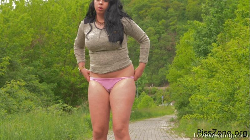 Girl’s Wet Confession - Pissing Scene 2025, Alejandra Milagroso, urine need